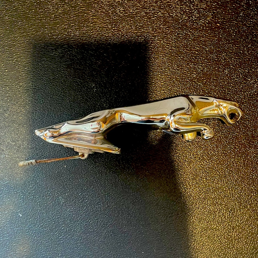 Jaguar Hood Ornament